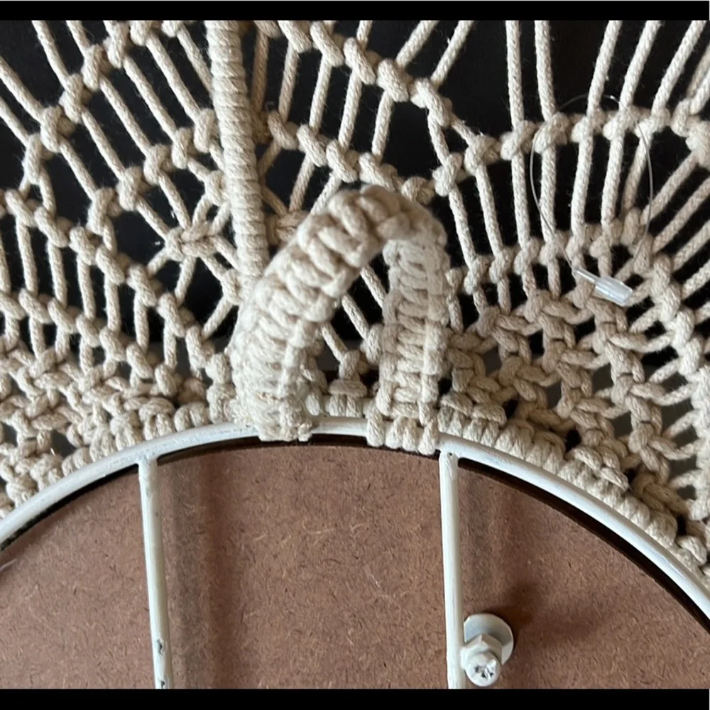 NWT ✨ Mirror Handcrafted Macrame Mandela & Solid Wood Round Mirror 26”